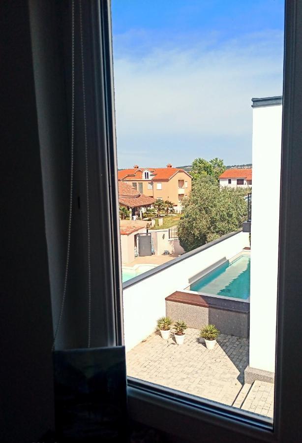 Abelia Pool View Studio Пула Экстерьер фото